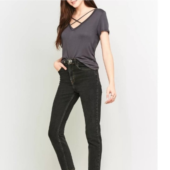 NEW Urban Outfitters Project Social T Strappy V-Neck Taupe Tee - Picture 8 of 12